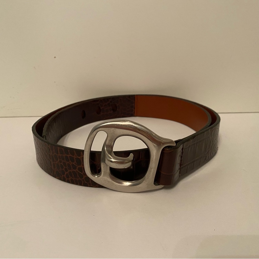 Brown Croc-Embossed Leather Belt with Silver Buckle - Picture 2 of 9